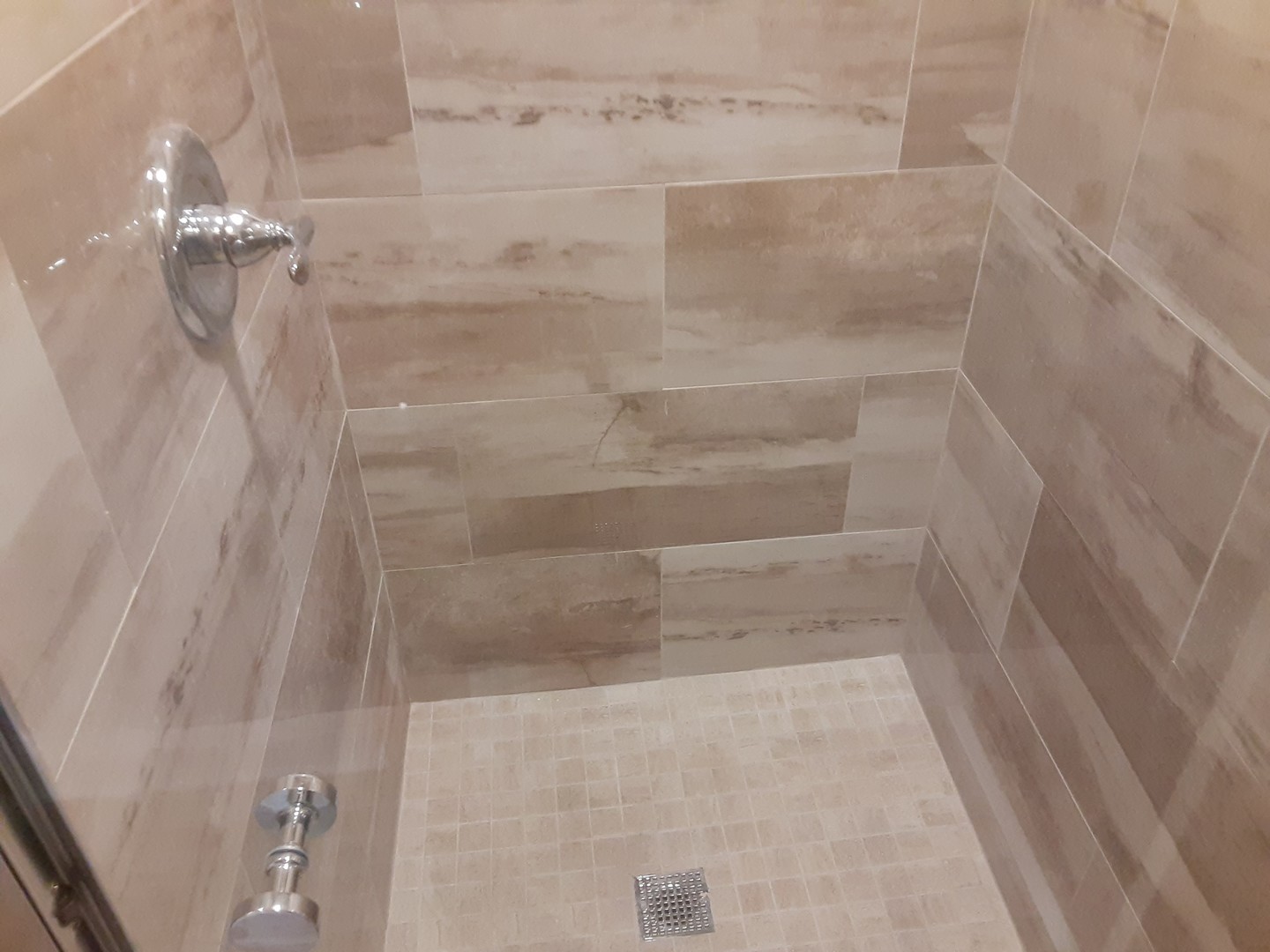 1417 Lee Boulevard Berkeley, IL 60163 - Photo 18 of 24 a bathroom with a shower