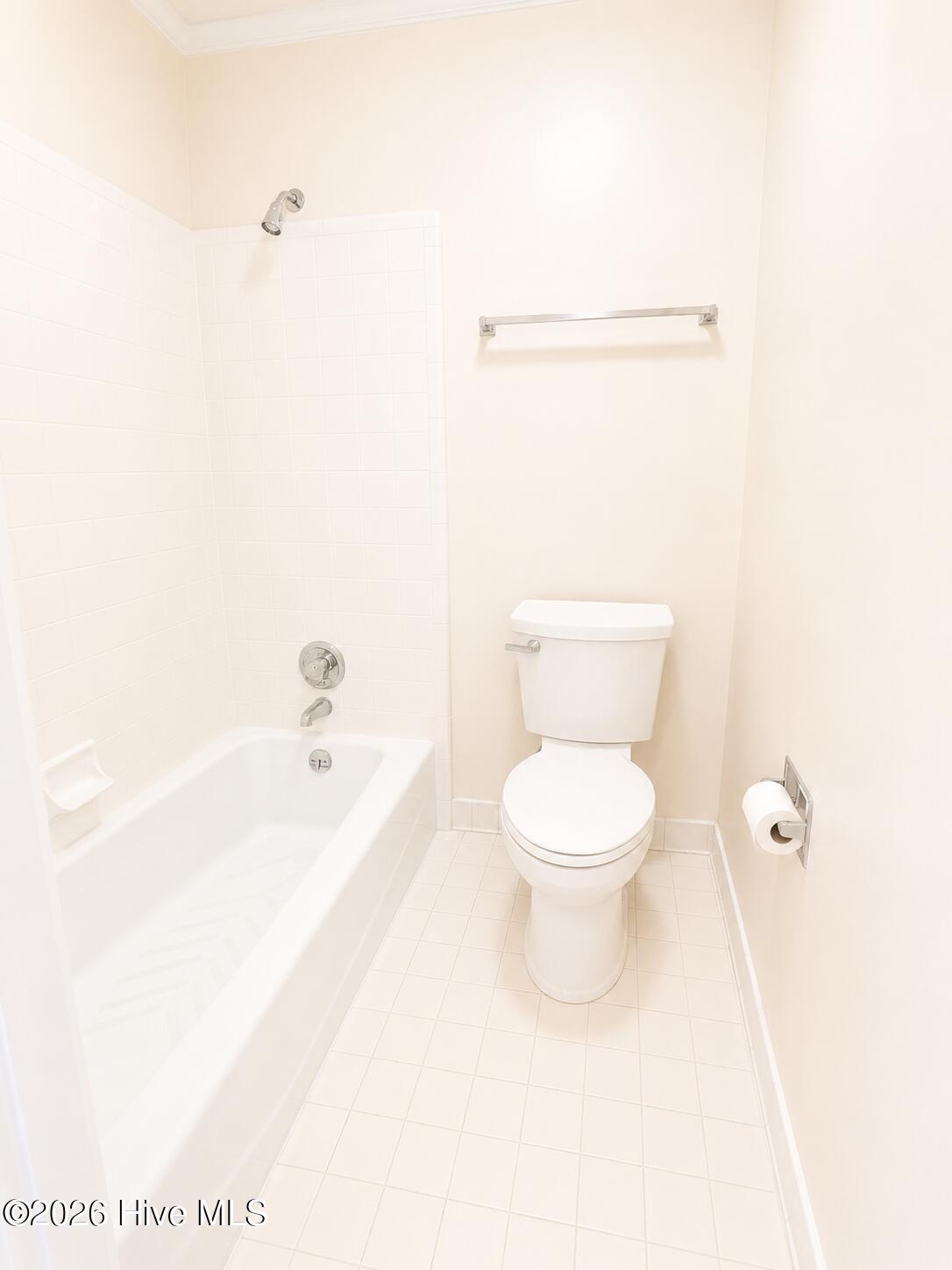 1827 Quail Ridge Road, Unit A Greenville, NC 27858 - Photo 15 of 17 Hall Bathroom