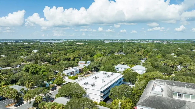 $485,000 | 855 Dahlia Lane, Unit 102, Vero Beach, FL 32963