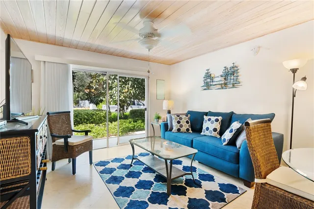 $485,000 | 855 Dahlia Lane, Unit 102, Vero Beach, FL 32963