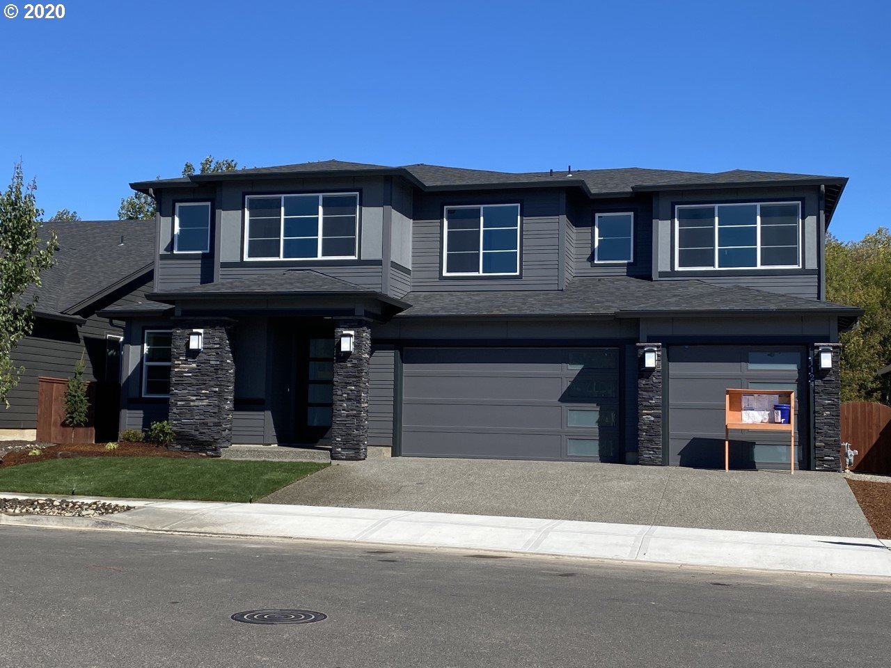 1124 South 50th Place Ridgefield, WA 98642 - Photo 1 of 3