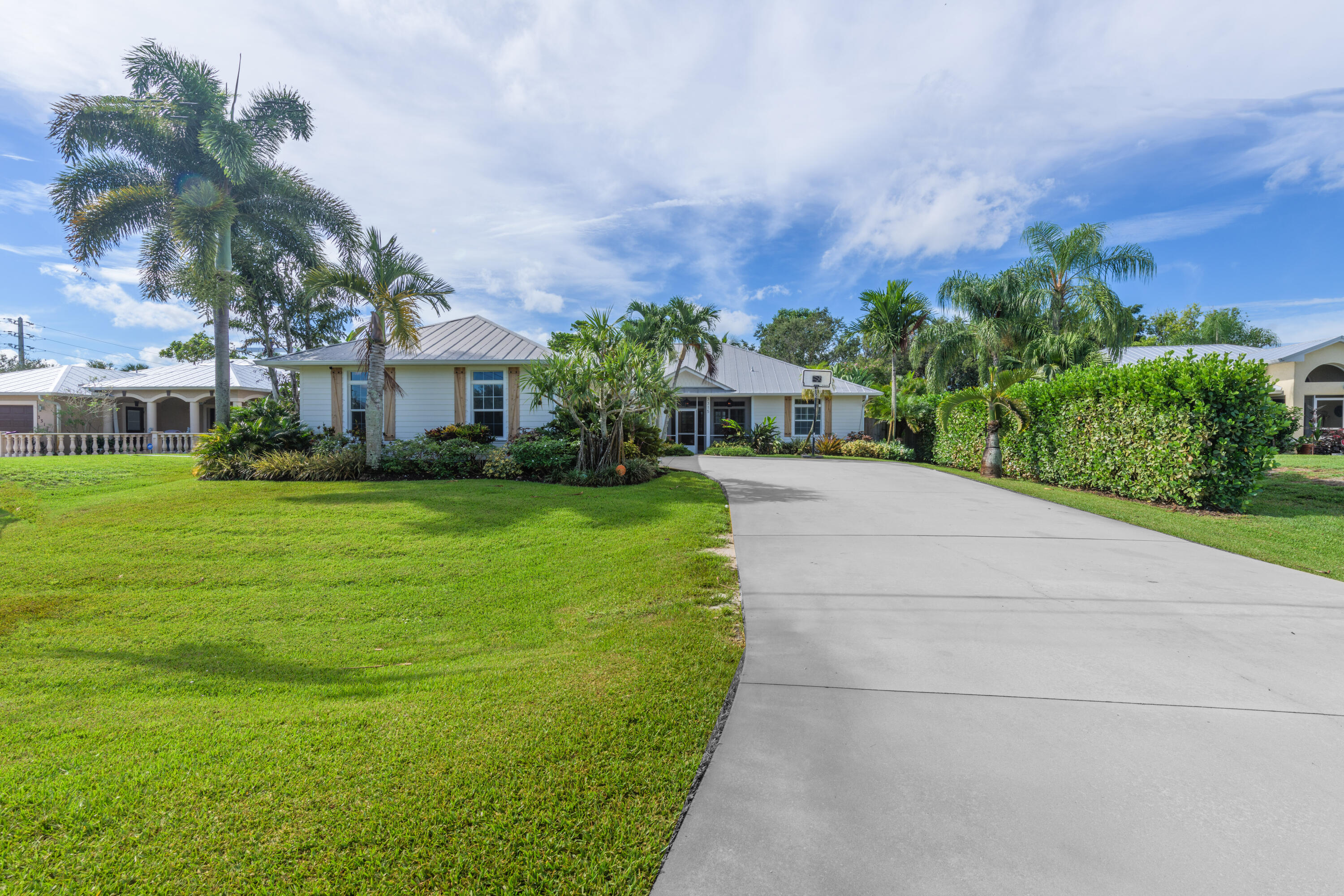 3315 Southeast W Snow Road Port St. Lucie, FL 34984 - Photo 3 of 42 DSC_9833-3315-SE-West-SNow-Rd-PSL