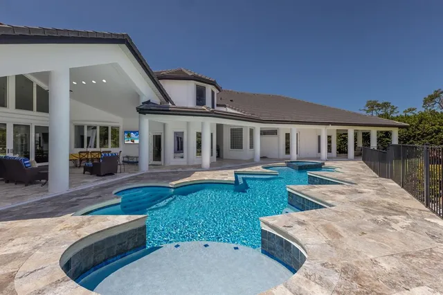 $3,995,000 | 691 Eagle Watch Lane, Osprey, FL 34229