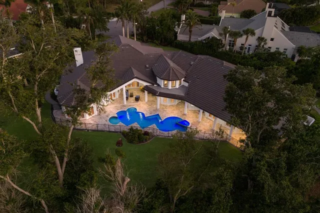 $3,995,000 | 691 Eagle Watch Lane, Osprey, FL 34229