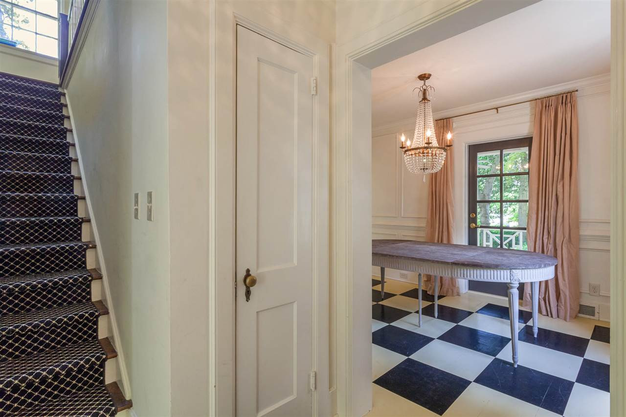 1408 Canterbury Road Raleigh, NC 27608 - Photo 6 of 24 Photo 6