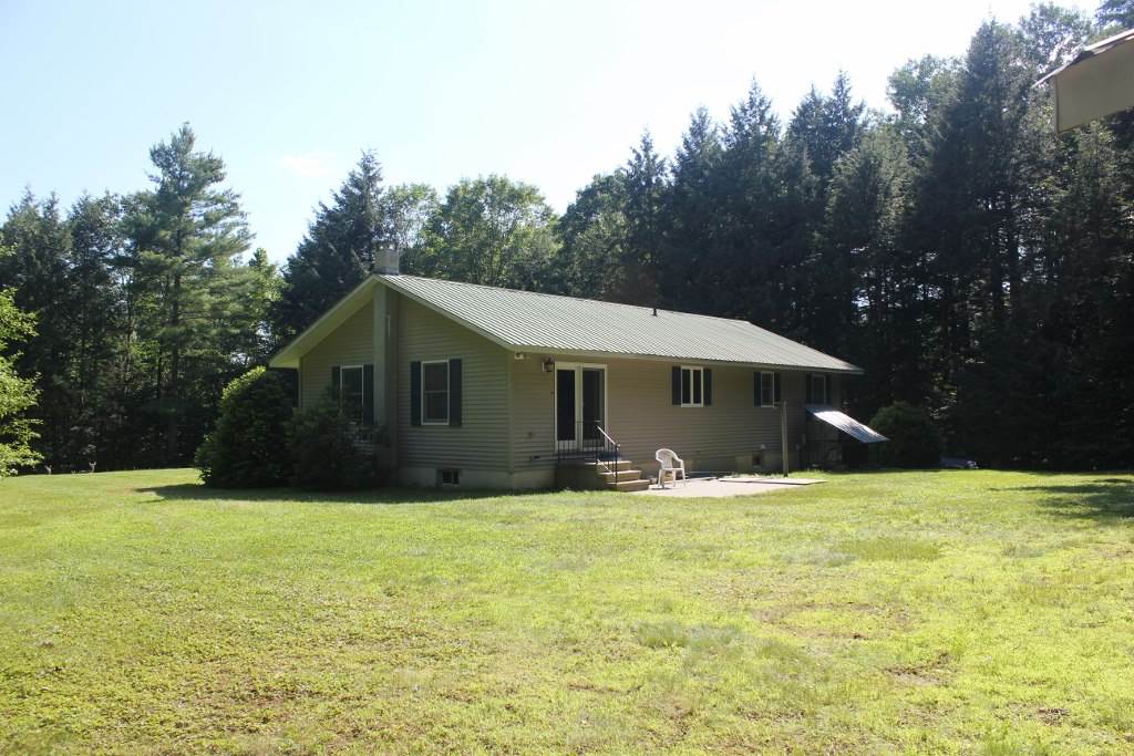 15 Green Mountain Turnpike Rockingham, VT 05143 - Photo 4 of 20