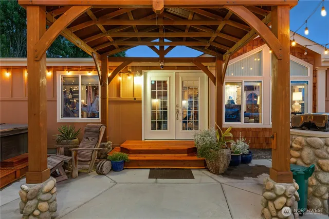 $460,000 | 205 Fairway Place South, Mattawa, WA 99349