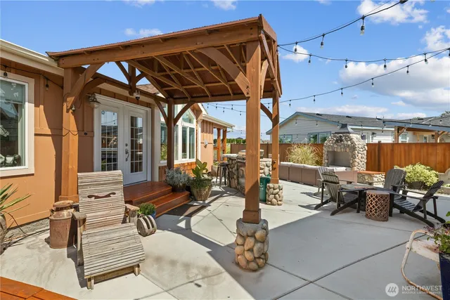 $460,000 | 205 Fairway Place South, Mattawa, WA 99349