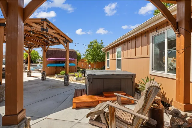 $460,000 | 205 Fairway Place South, Mattawa, WA 99349