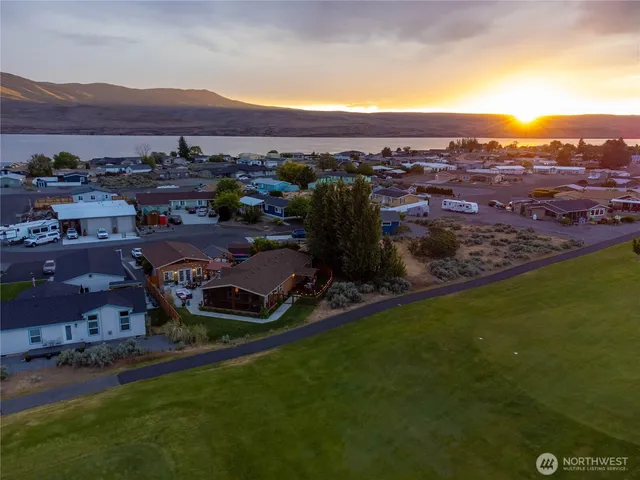 $460,000 | 205 Fairway Place South, Mattawa, WA 99349