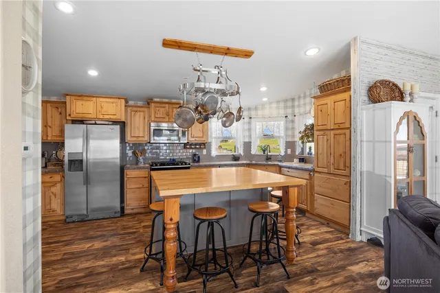 $460,000 | 205 Fairway Place South, Mattawa, WA 99349