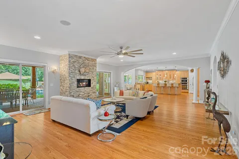 $1,459,000 | 104 Timberside Drive, Davidson, NC 28036