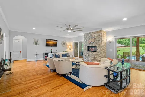 $1,459,000 | 104 Timberside Drive, Davidson, NC 28036