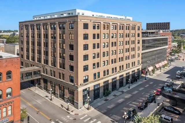$290,000 | 406 Wacouta Street, Unit 515, St. Paul, MN 55101
