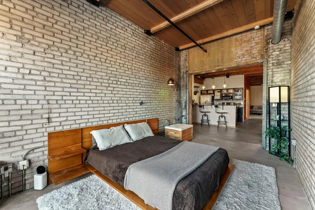 $290,000 | 406 Wacouta Street, Unit 515, St. Paul, MN 55101