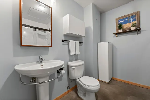 $290,000 | 406 Wacouta Street, Unit 515, St. Paul, MN 55101