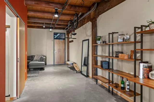 $290,000 | 406 Wacouta Street, Unit 515, St. Paul, MN 55101