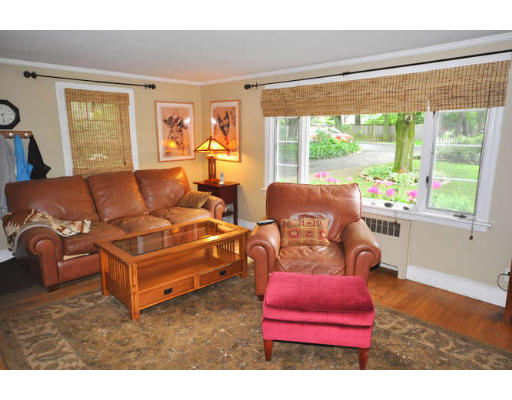 11 Hamblen Street Lexington, MA 02421 - Photo 3 of 20 Gallery Image 3