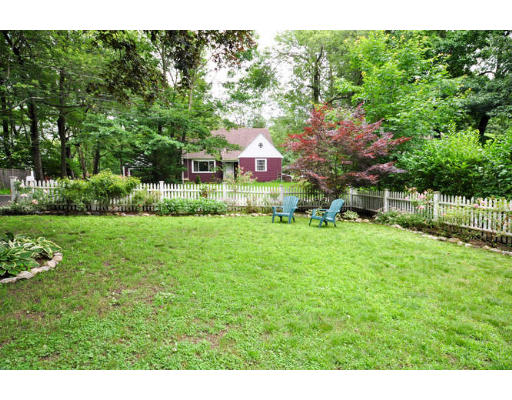 11 Hamblen Street Lexington, MA 02421 - Photo 6 of 20 Gallery Image 6