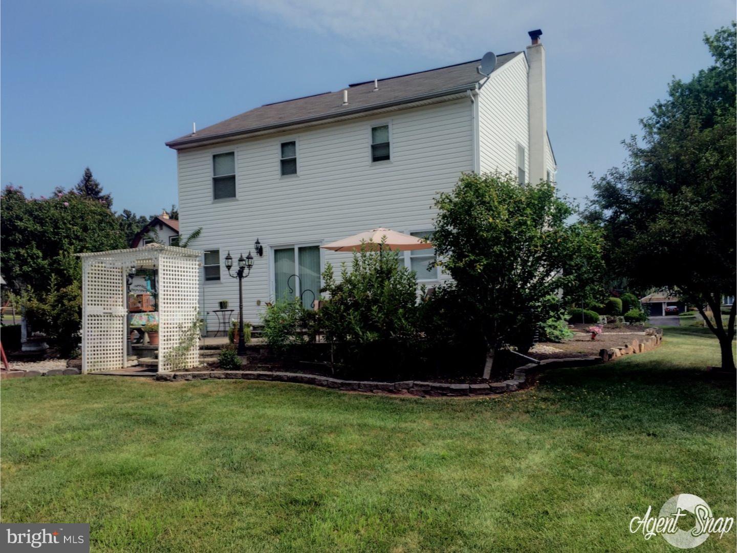 2264 Street Road Warrington, PA 18976 - Photo 4 of 18 Exterior Back