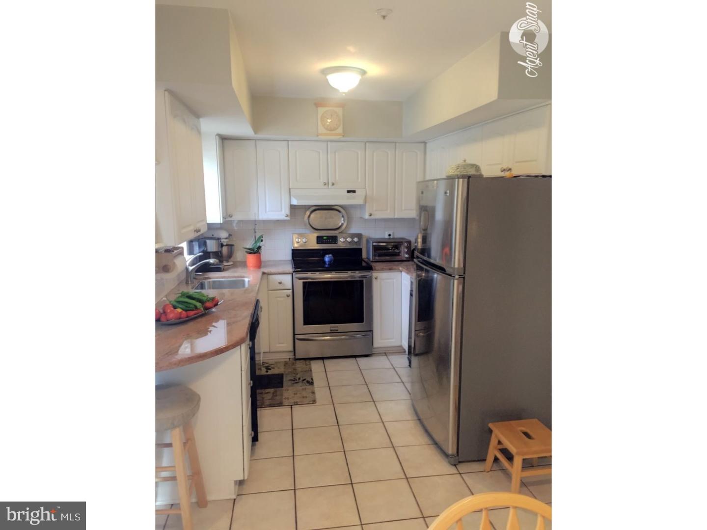 2264 Street Road Warrington, PA 18976 - Photo 7 of 18 Kitchen