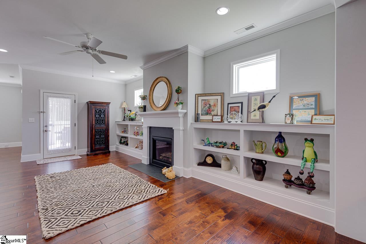 100 Tupelo Lane Easley, SC 29642 - Photo 8 of 35