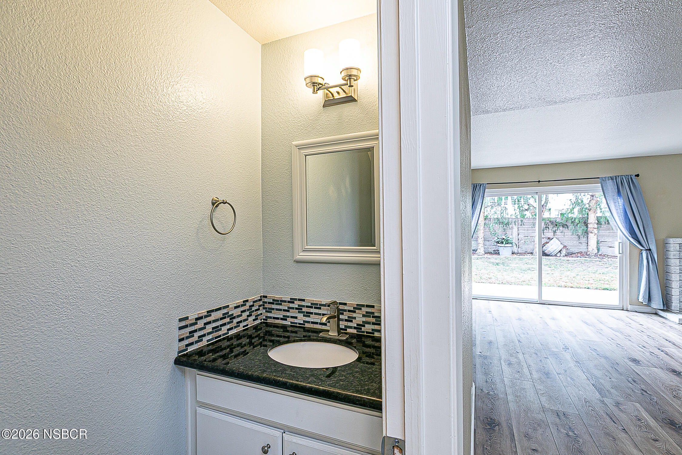 1126 East Foster Road, Unit B Santa Maria, CA 93455 - Photo 14 of 34 1126EFosterB_14