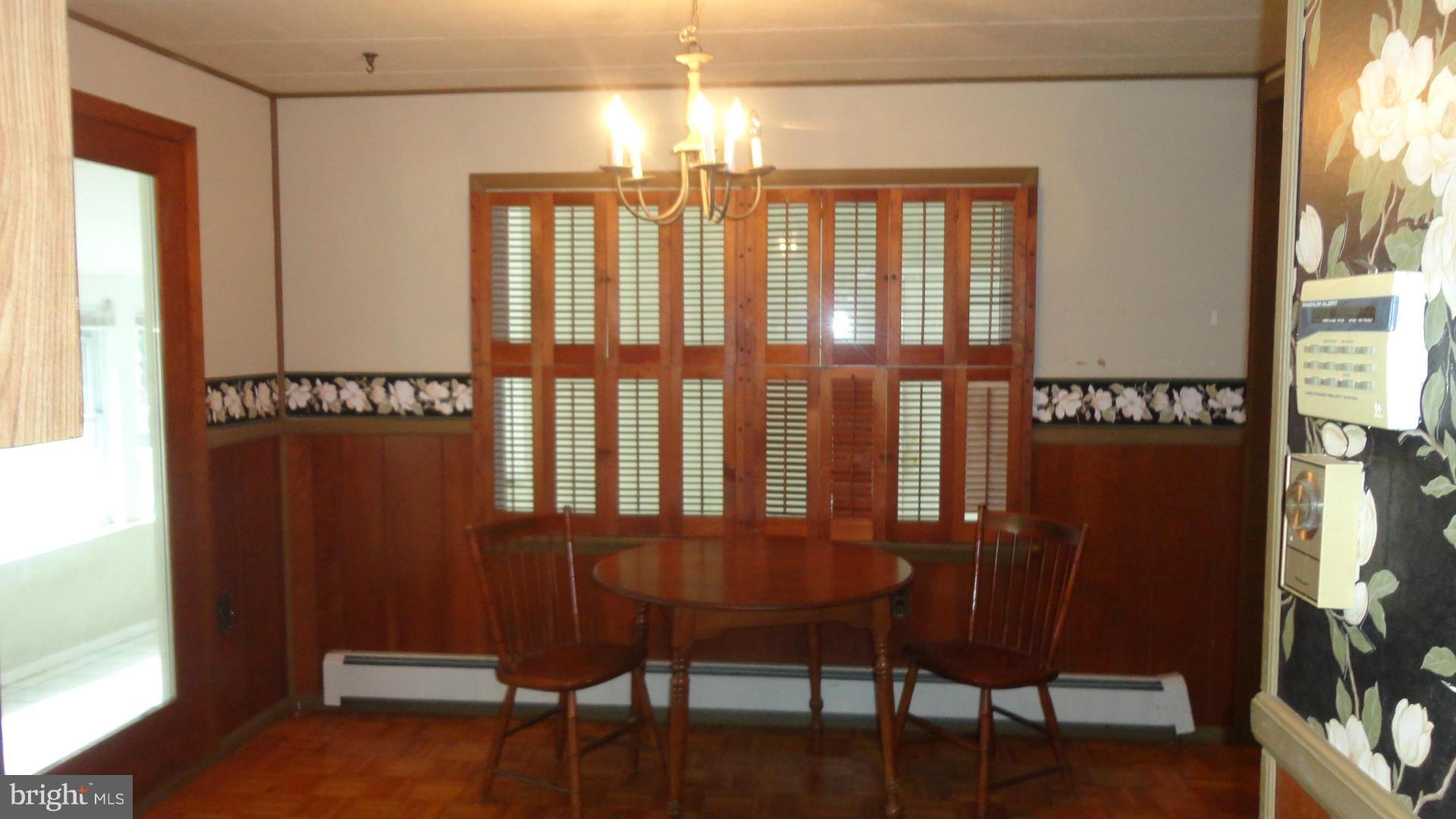 6709 Lewis Road Baldwin, MD 21013 - Photo 7 of 23 Dining Room