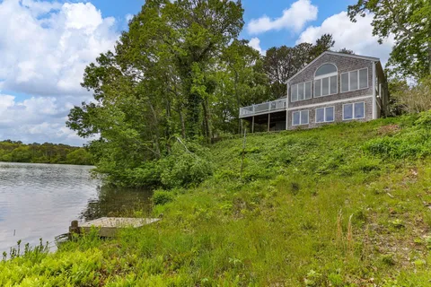 $849,000 | 34 Featherbed Lane, Brewster, MA 02631