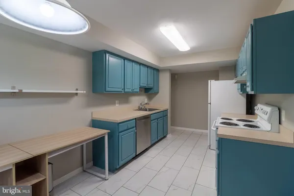 $2,000 | 35 Pickering Court, Unit 3502, Germantown, MD 20874