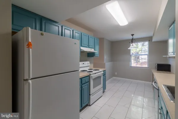 $2,000 | 35 Pickering Court, Unit 3502, Germantown, MD 20874