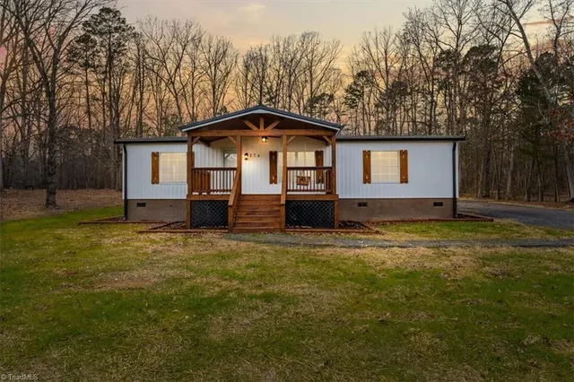 $250,000 | 274 Valley Drive, Lexington, NC 27292
