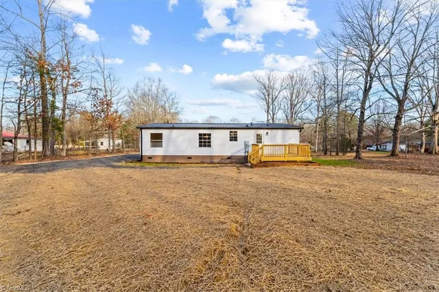 $250,000 | 274 Valley Drive, Lexington, NC 27292