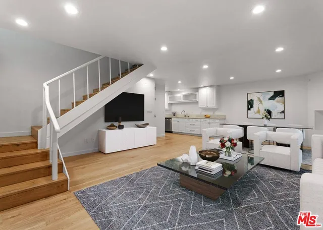 $5,000,000 | 22 28th Avenue, Venice, CA 90291