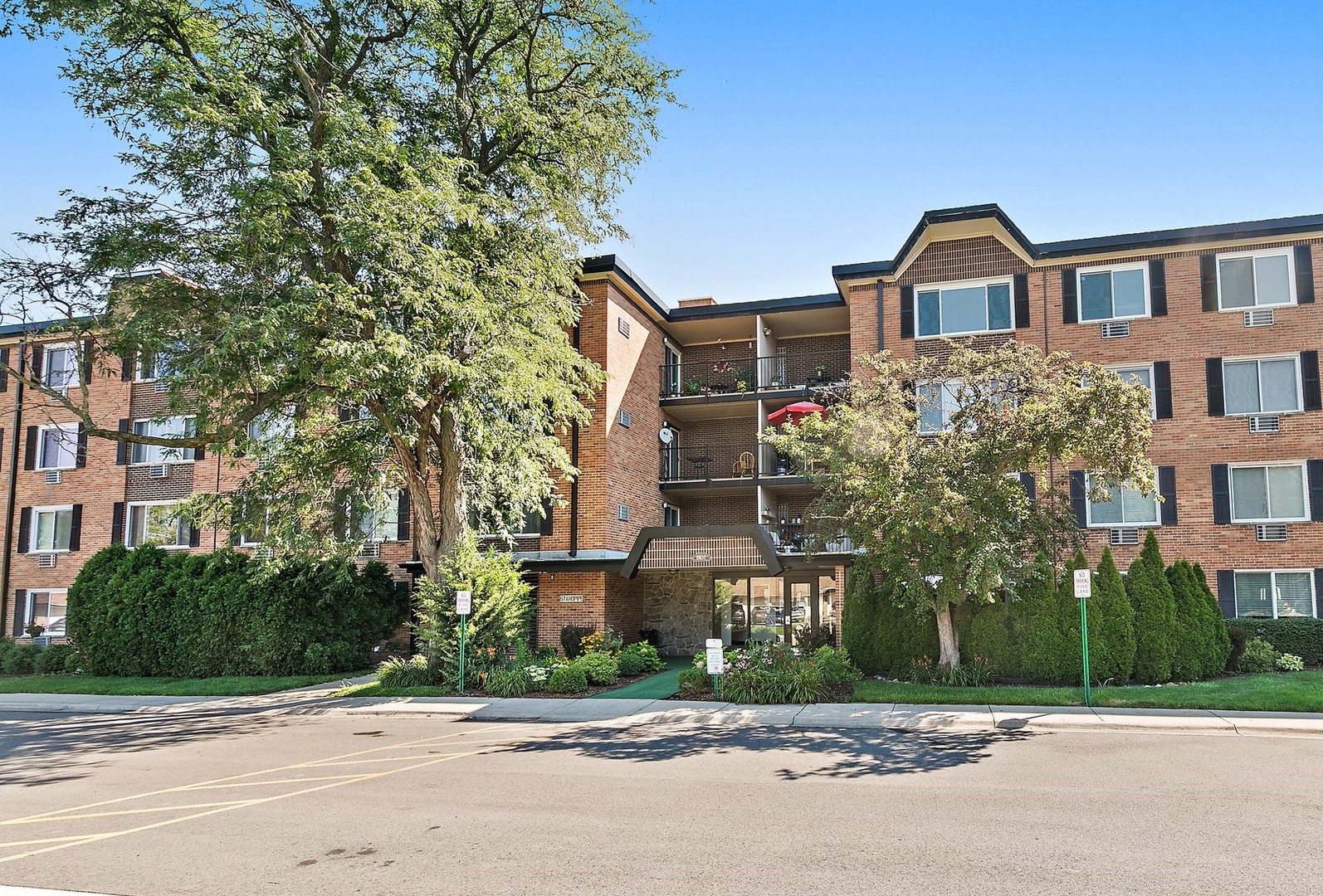 1207 South Old Wilke Road, Unit 409 Rolling Meadows, IL 60005 - Photo 1 of 26