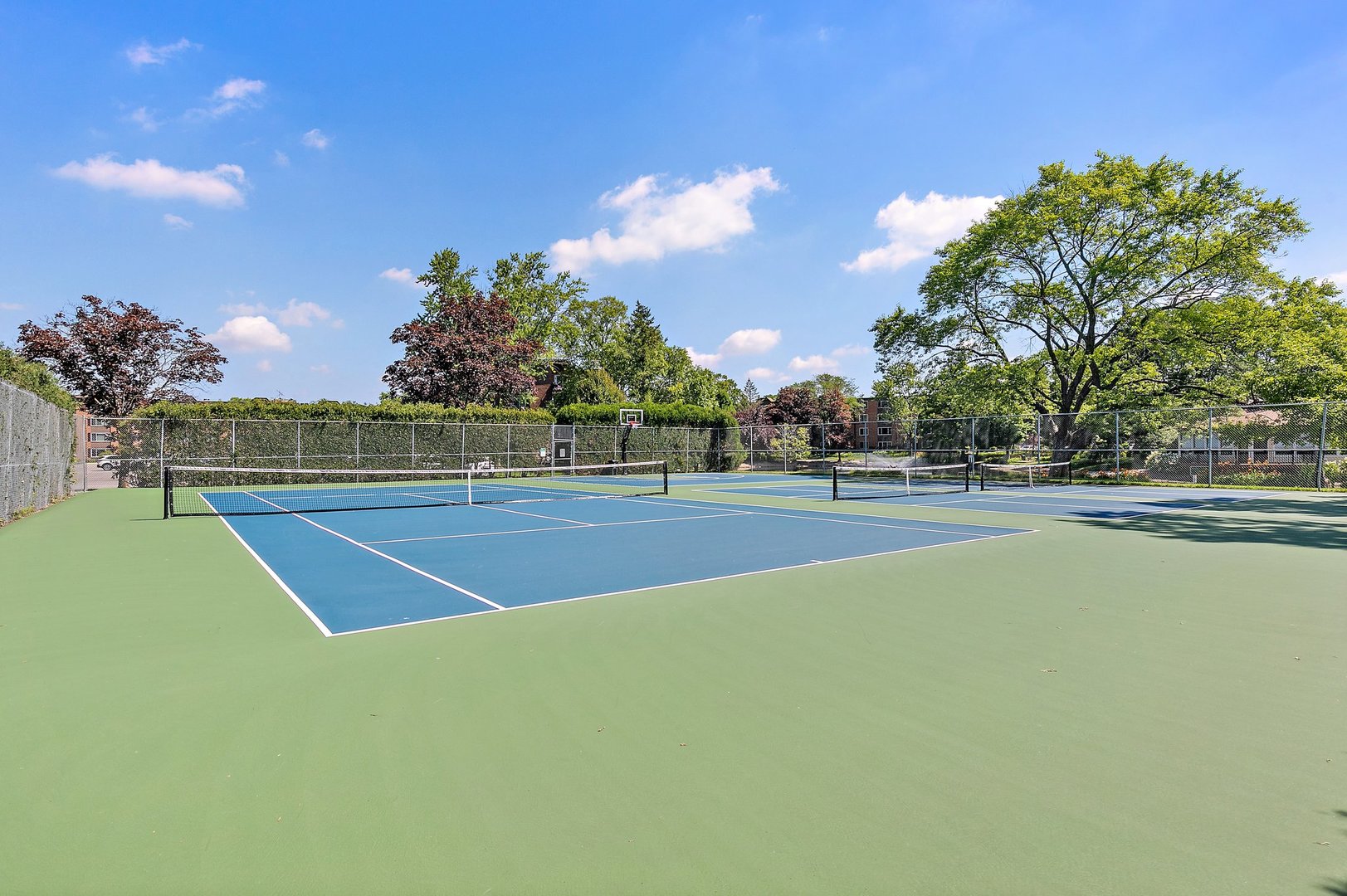 1207 South Old Wilke Road, Unit 409 Rolling Meadows, IL 60005 - Photo 26 of 26 a view of tennis court