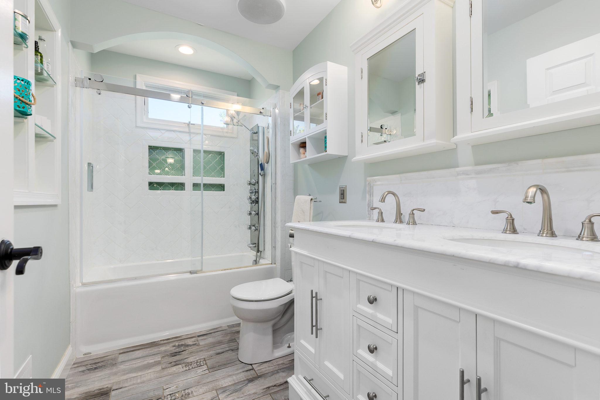 129 Moore Road Downingtown, PA 19335 - Photo 34 of 62 Full Hall Bath