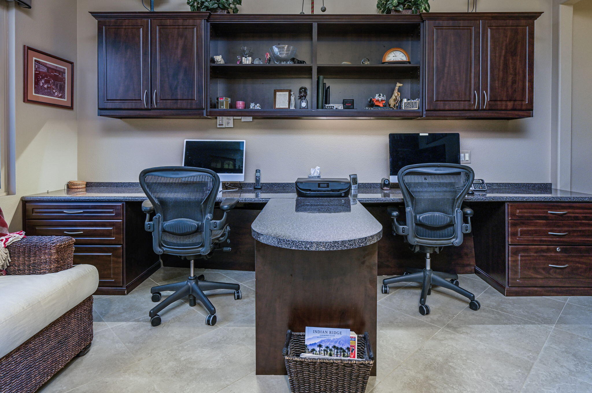 328 Tomahawk Drive Palm Desert, CA 92211 - Photo 24 of 56 a kitchen with a stove a sink and a cabinets