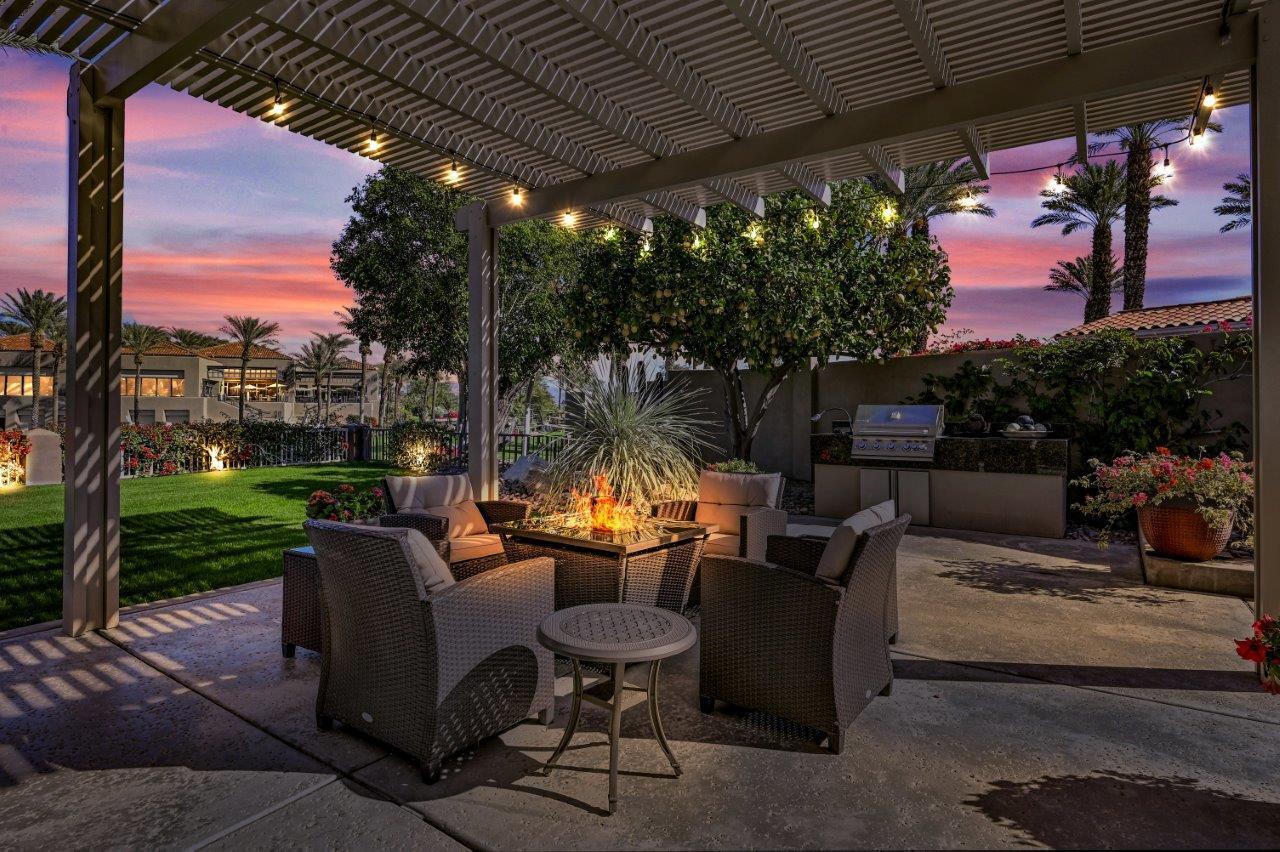 328 Tomahawk Drive Palm Desert, CA 92211 - Photo 29 of 56 Tomahawk Firepit