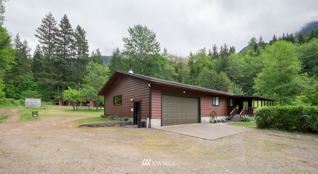 156 Bonell Road Randle, WA 98377 - Photo 2 of 22 Gallery Image 2