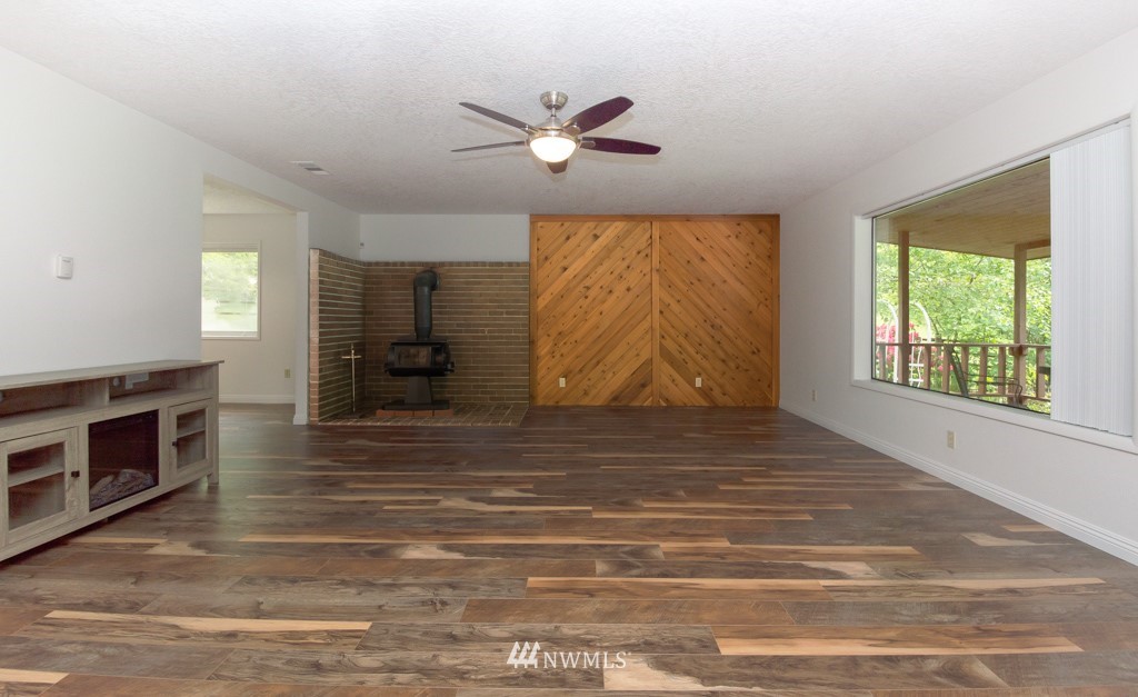 156 Bonell Road Randle, WA 98377 - Photo 5 of 22 Gallery Image 5