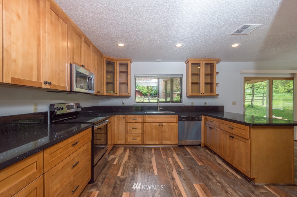 156 Bonell Road Randle, WA 98377 - Photo 8 of 22 Gallery Image 8