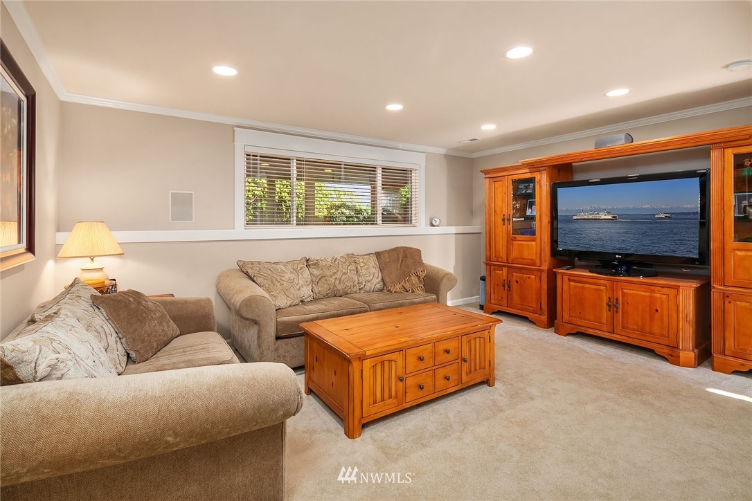 727 Caspers Street Edmonds, WA 98020 - Photo 16 of 25 Gallery Image 16