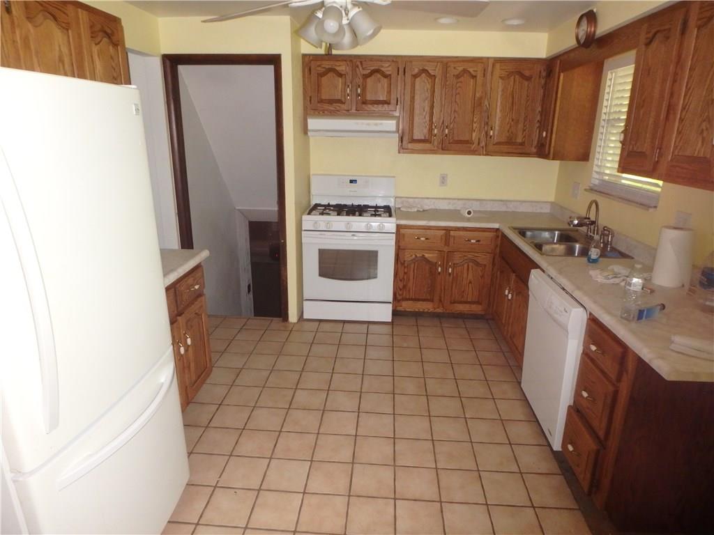 239 Maple Street Rillton, PA 15678 - Photo 5 of 16 Gallery Image 5