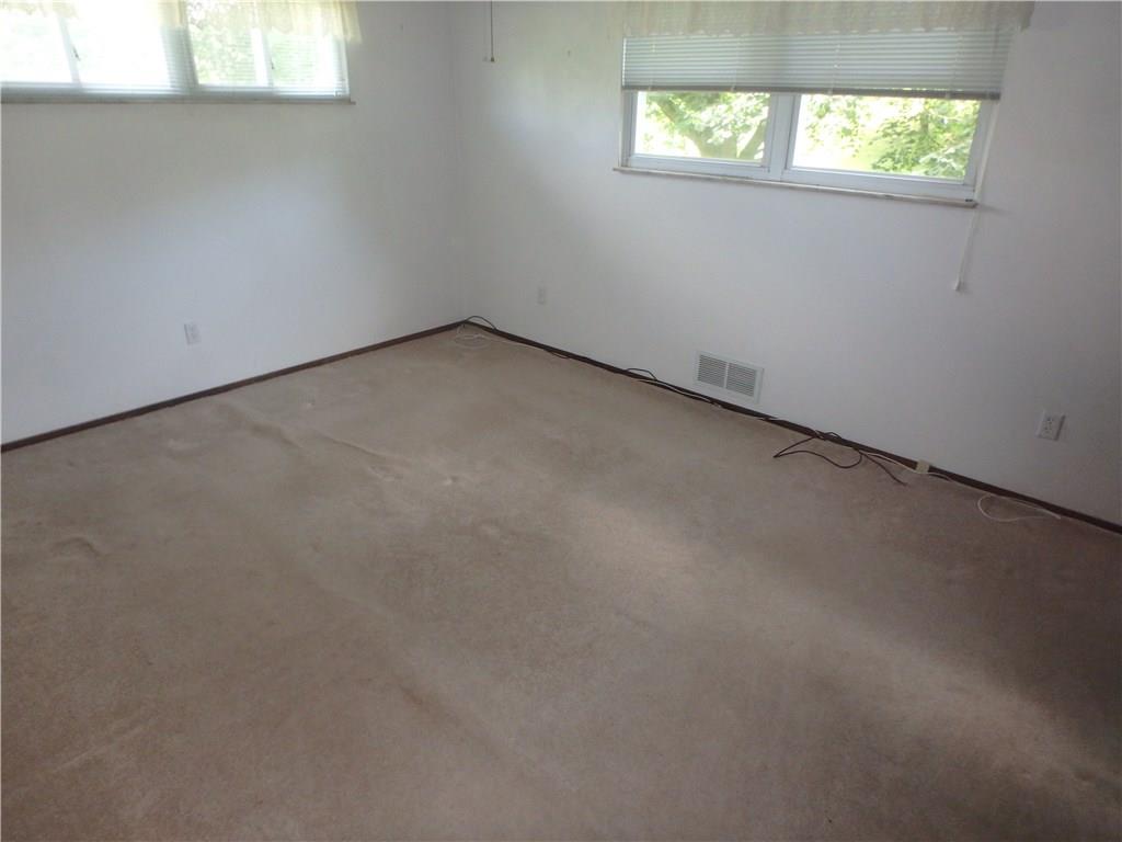 239 Maple Street Rillton, PA 15678 - Photo 7 of 16 Gallery Image 7