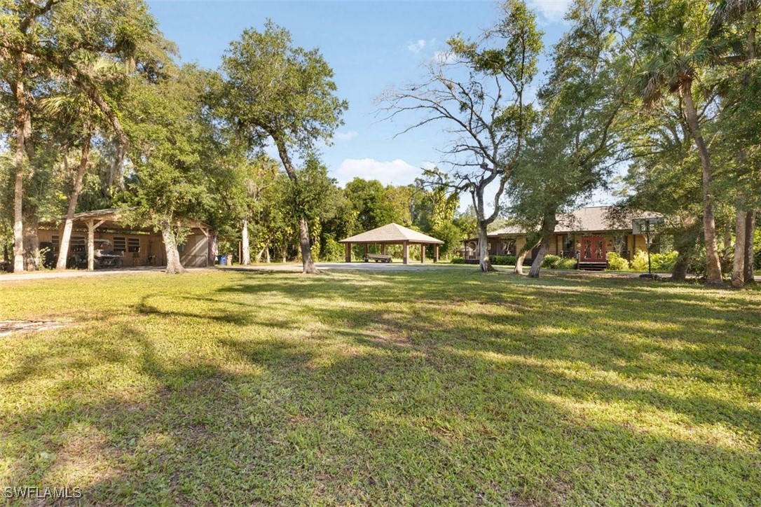 17321 Oak Creek Road Alva, FL 33920 - Photo 9 of 34