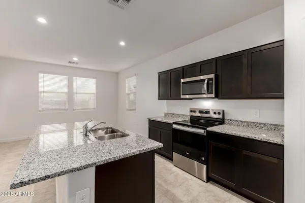 $2,450 | 9039 South Palo Verde Drive, Apache Junction, AZ 85120