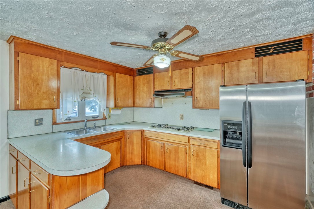 1010 Stone Road Greece, NY 14616 - Photo 13 of 21