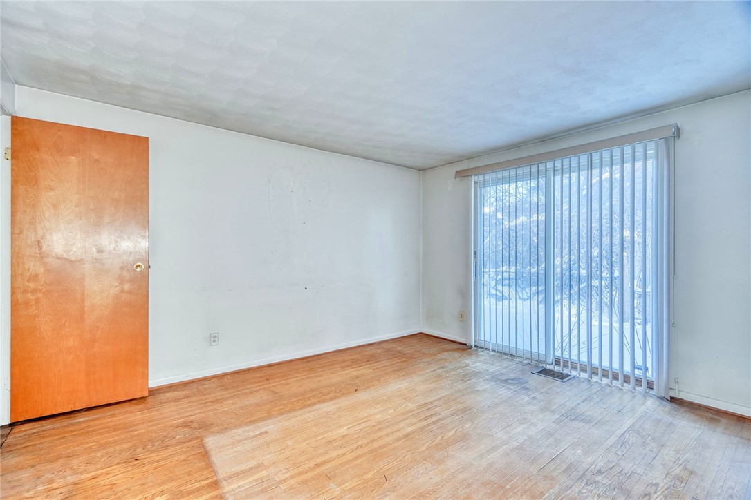 1010 Stone Road Greece, NY 14616 - Photo 10 of 21