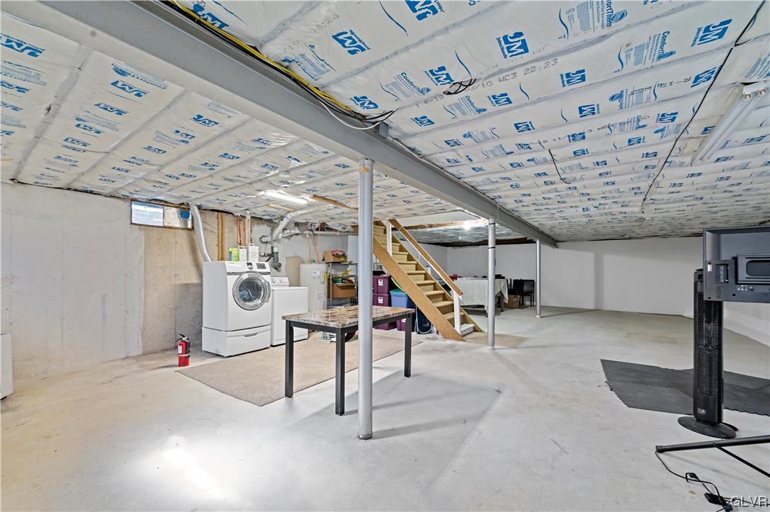 5573 Mohawk Drive Bethlehem, PA 18017 - Photo 15 of 17